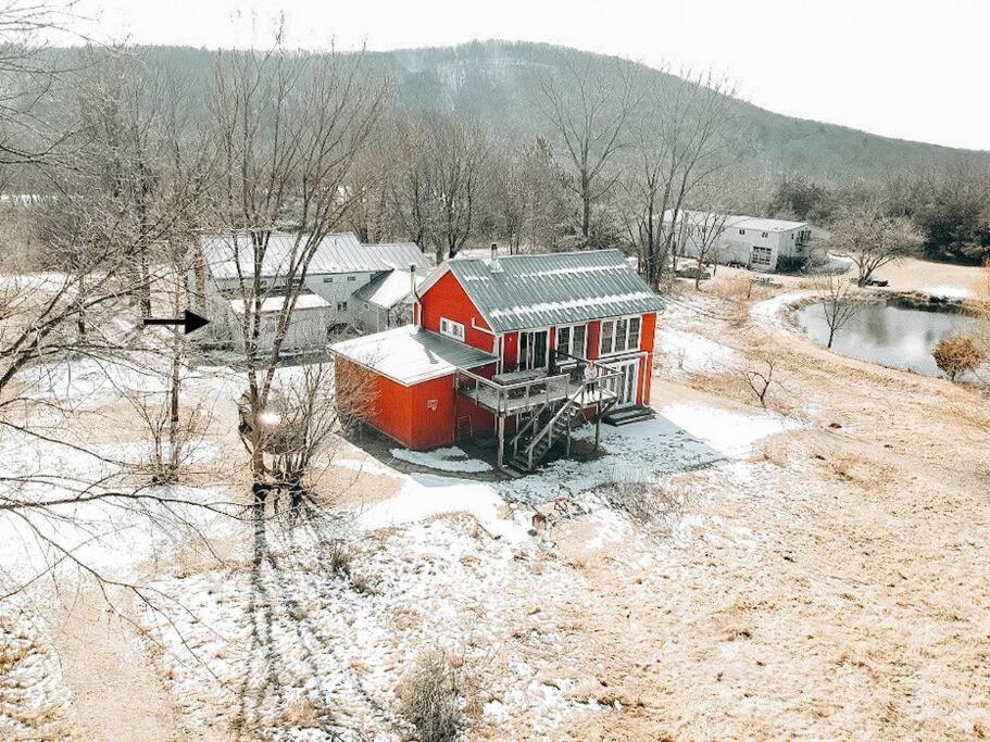 The Farmhouse Suite At Barn & Bike Red Hook Bagian luar foto
